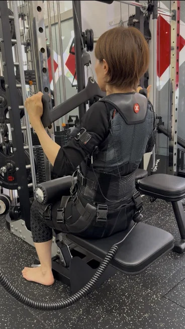 トレーニング風景3:専属トレーナーによるEMSパーソナルトレーニング